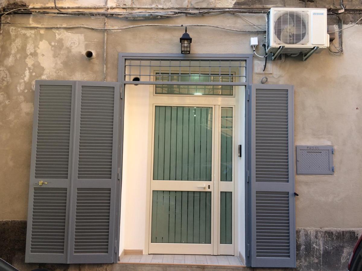 Flat In Center Historic Villa Napoli Ngoại thất bức ảnh